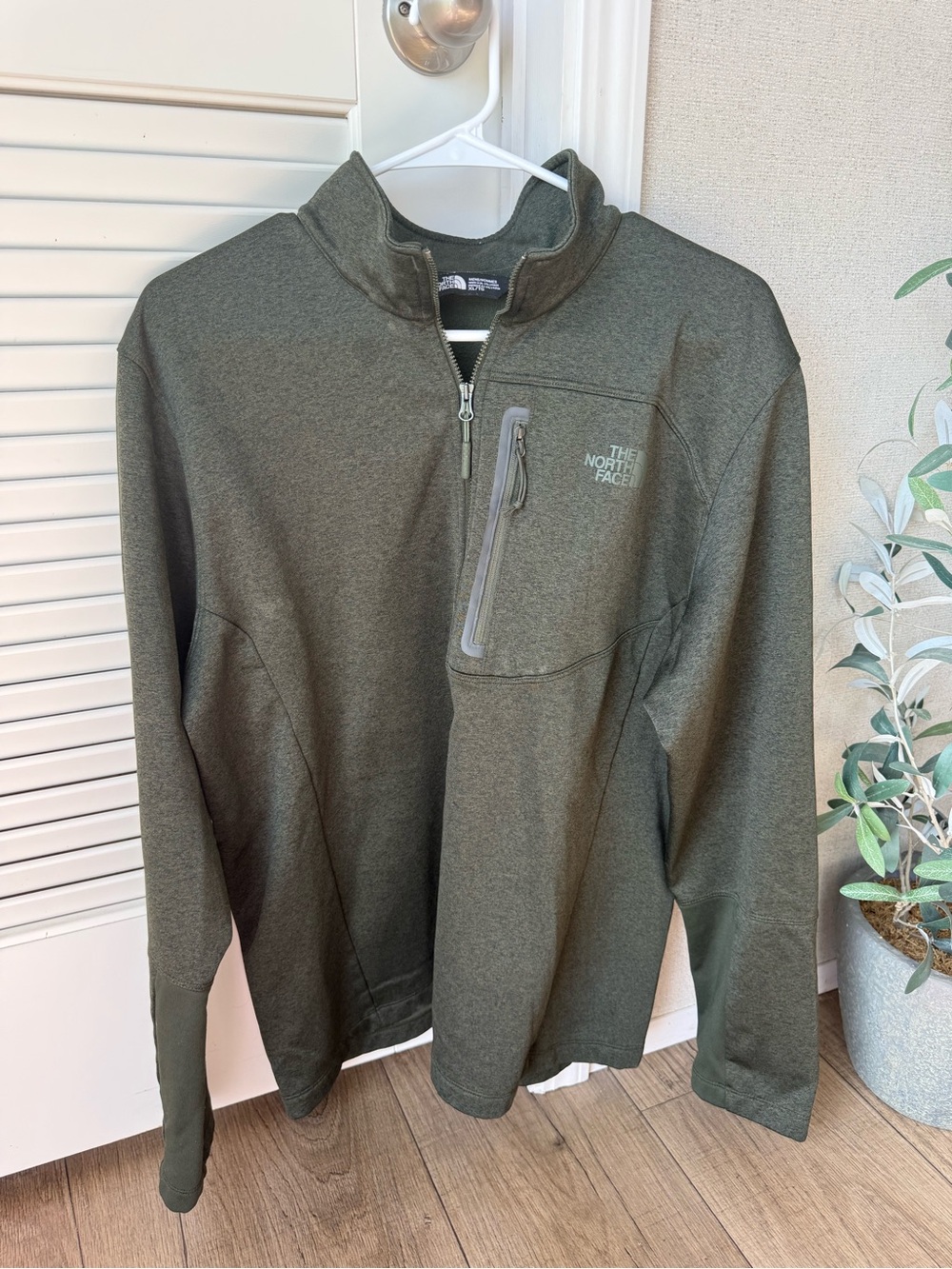 The North Face Men’s Olive Green Zip-Front Pullover